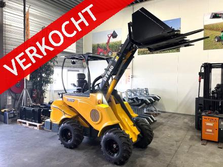 TAIAN DY 840 minishovel