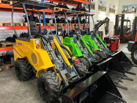 TAIAN DY 840 minishovel