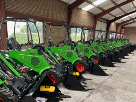 TAIAN DY 840 minishovel