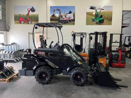 TAIAN DY 840 minishovel