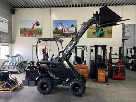 TAIAN DY 840 minishovel